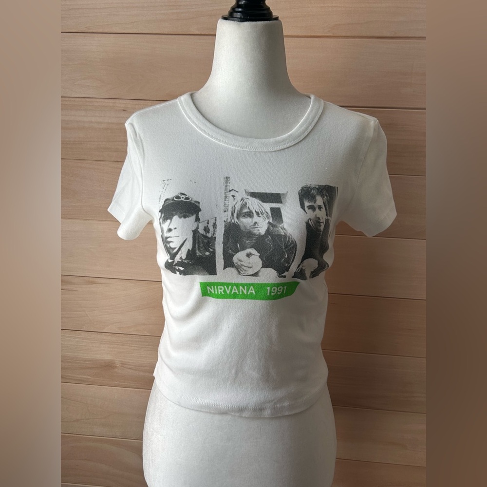 American Eagle Outfitters White Kids Nirvana 1991 Graphic Tee